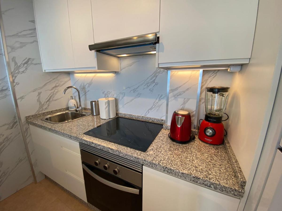 Apartamento con impresionante vista, piscina y parking Benalmádena Exterior foto